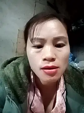 l_kiss - L_kiss's free webcam - UK Sex Cams