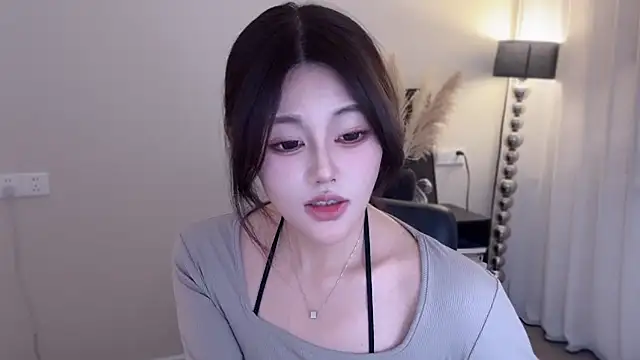 美女Cure-uuuuuuuu在线直播