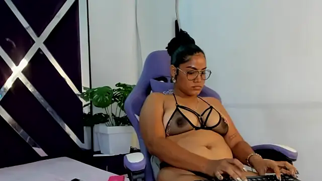 marcyasm - Marcyasm's free webcam - UK Sex Cams