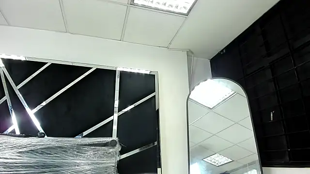 oriana69_ - Oriana69_'s free webcam