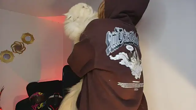 aliss_ev - Aliss_ev's free webcam