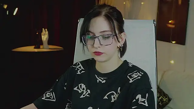 elenasomerhalder (F teen) - put on a dress