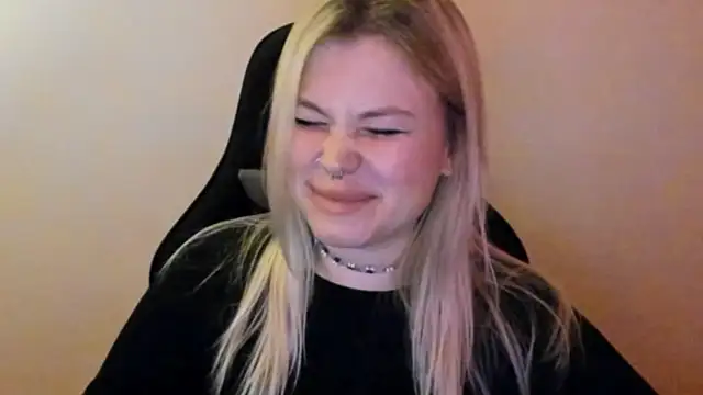 lulu_di - Lulu_Di's free webcam - UK Sex Cams