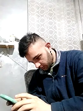 francescodicristina44 - Francescodicristina44's free webcam - UK Sex Cams