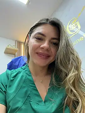 alicee16 Live Webcam on Stripchat