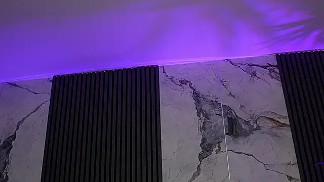 blondie_muller (F teen) - Doggy view 4min control