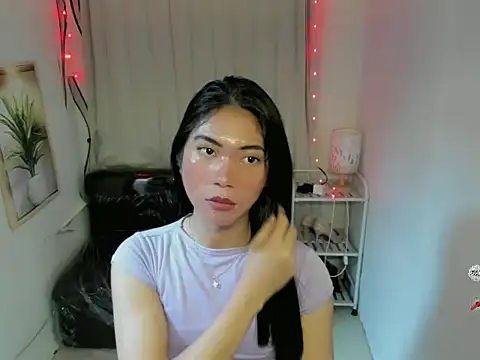 bigcockjade (T teen) - MAKE ME HAPPY and  FALL IN LOVE WITH YOU