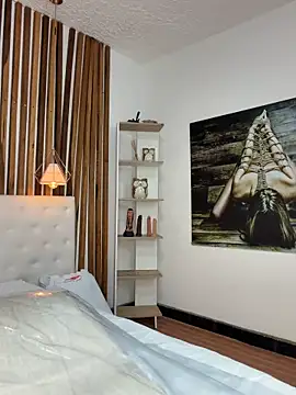 valerie_lya (F milf) - Double Penetration