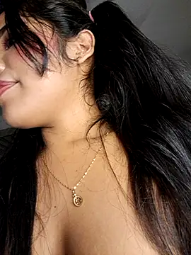 jenifer_em - Jenifer_em's free webcam - UK Sex Cams