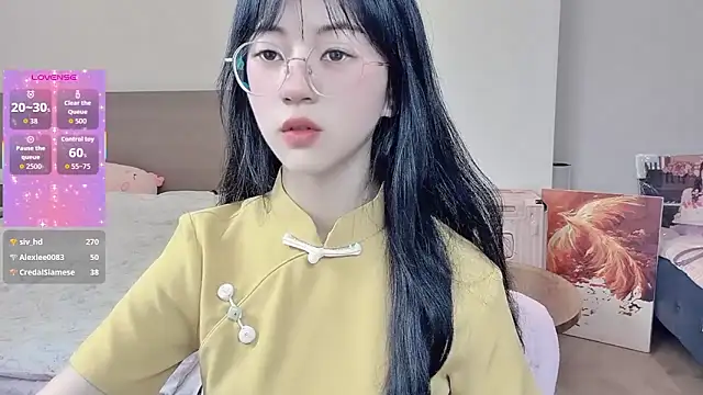 美女-ruoruo-在线直播