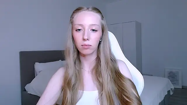 Luna_insniity webcam