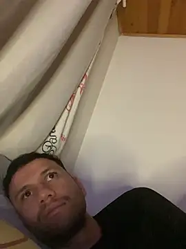 Michaell_Spinelly webcam