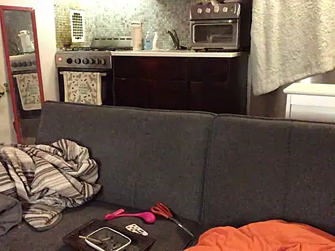 littyleesh1 - Littyleesh1's free webcam - UK Sex Cams