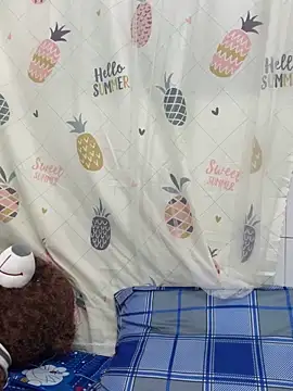 bi_biii - Bi_biii's free webcam - UK Sex Cams