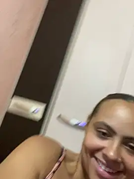 Chloe_Leaozinho from StripChat is Freechat