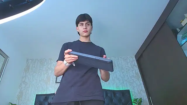 Lander_Cruz – webcam model profile photo