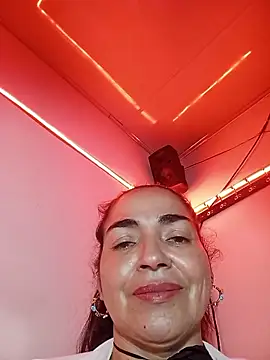 Webcam Model (MaryRoze_)  is live.Free join now!