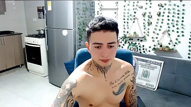 santii_ss (M young) - show cum!!!!