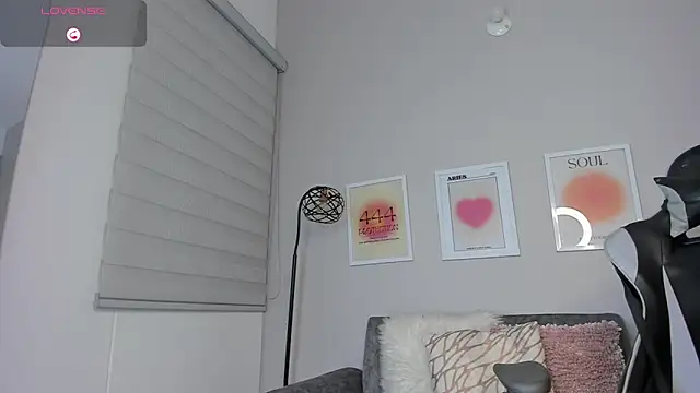 ashley_23_ - Ashley_23_'s free webcam