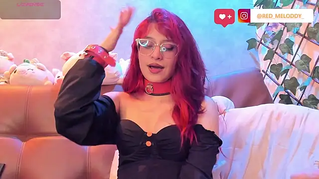 redmeloddy - RedMeloddy's free webcam