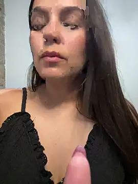 lulix69 (F young) - SUCK FINGER + PUSSY