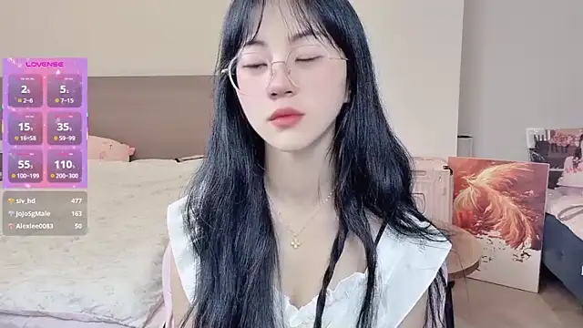 美女-ruoruo-在线直播