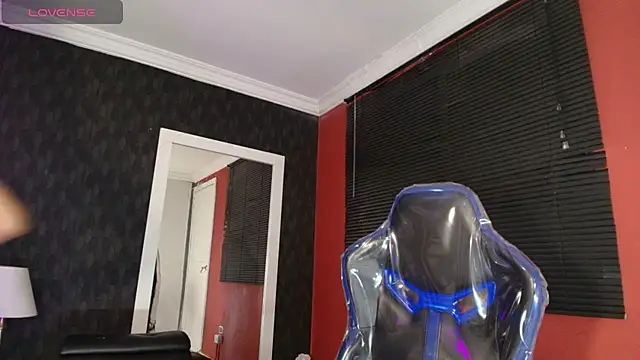 nathalyleen - NathalyLeen's free webcam - UK Sex Cams