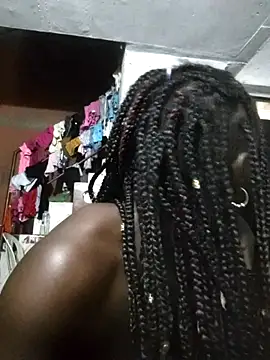 Webcam Model (natalia-2302)  is live.Free join now!