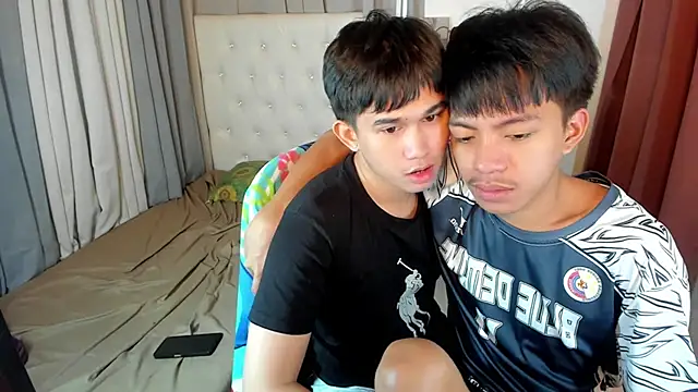 davincihugecock - Davincihugecock's free webcam - UK Sex Cams