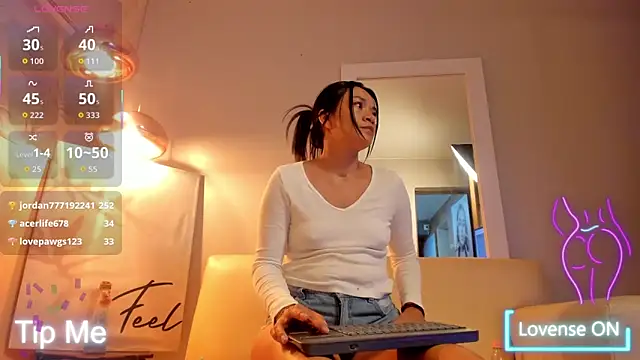 bonie_lov - Bonie_lov's free webcam - UK Sex Cams