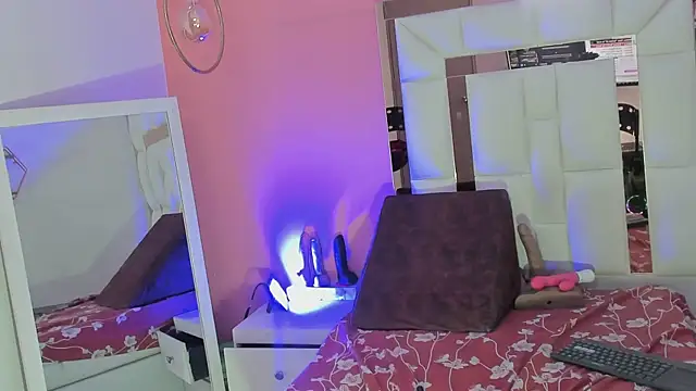 alanna_hot3 - Alanna_hot3's free webcam - UK Sex Cams