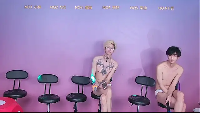 TNT-001 Live Webcam on Stripchat