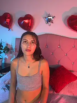 Webcam Model (brenda_moris01)  is live.Free join now!