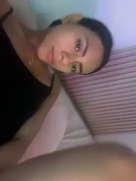 lilybeeth (F teen) - Show the tits. 🤍