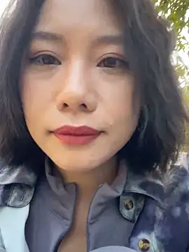 美女Eliza-E在线直播