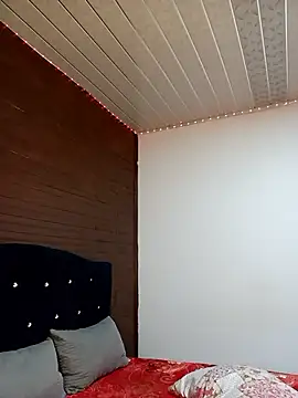 livingaesthetic (M twink) - Edge for (5min) 🧊