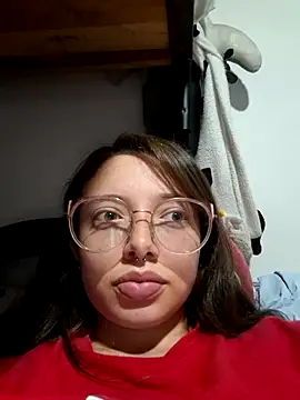 Webcam Model (linda-schmidt)  is live.Free join now!