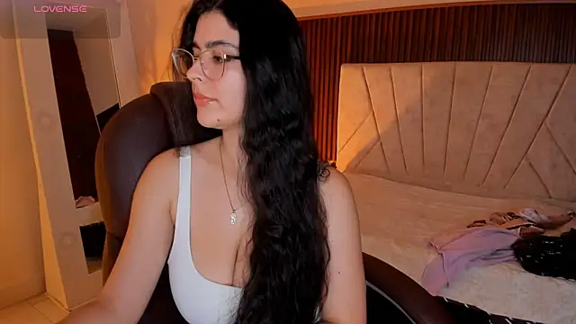 _niah_ (F young) - Hi Nini, TOPLESS OFF🍒