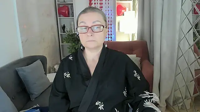 alexandrakind - AlexandraKind's free webcam - UK Sex Cams