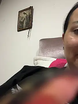 Webcam Model (Abril_Luv)  is live.Free join now!