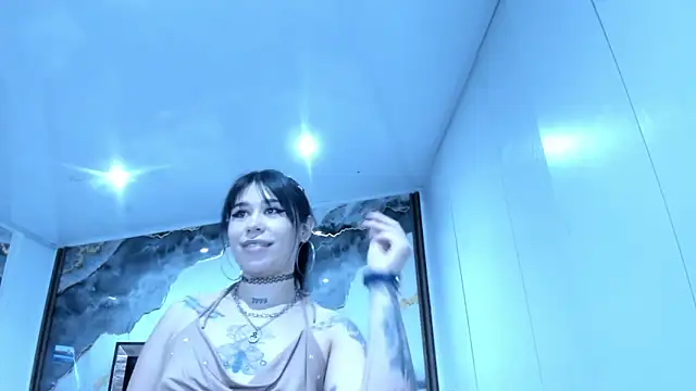 susanvilla - SusanVilla's free webcam