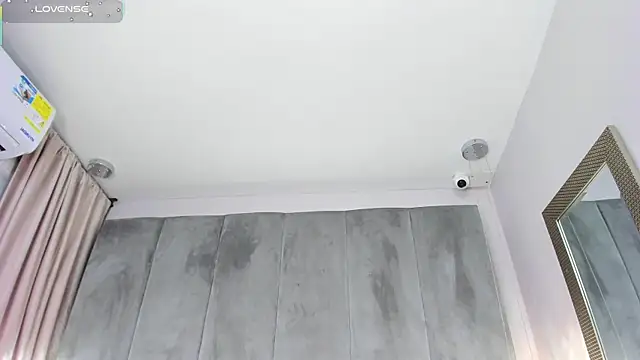 tifanyhills_ - Tifanyhills_'s free webcam - UK Sex Cams