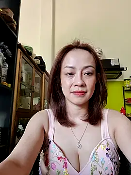 baby-bigboobs2026 - Baby-bigboobs2026's free webcam