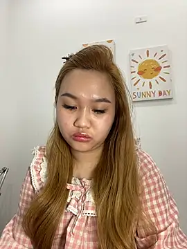 almira6868 - Almira6868's free webcam