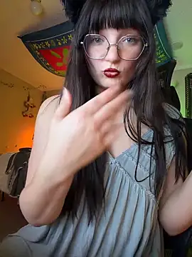 urpuppymoon - Urpuppymoon's free webcam - UK Sex Cams