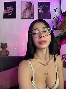 violettahotass - Violettahotass's free webcam - UK Sex Cams