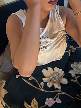 Webcam Model (sexy-sukriti)  is live.Free join now!