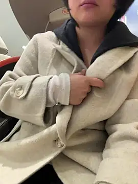 美女goudanlove在线直播