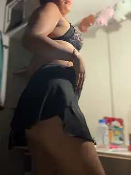 kaily_sweet16 (F teen) - Silence family close fuck my pussy