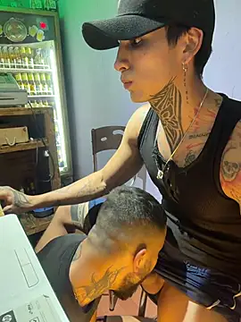 _tomy08calderon (Ask my age) - Remove the Shirt at the bar 10 minutes